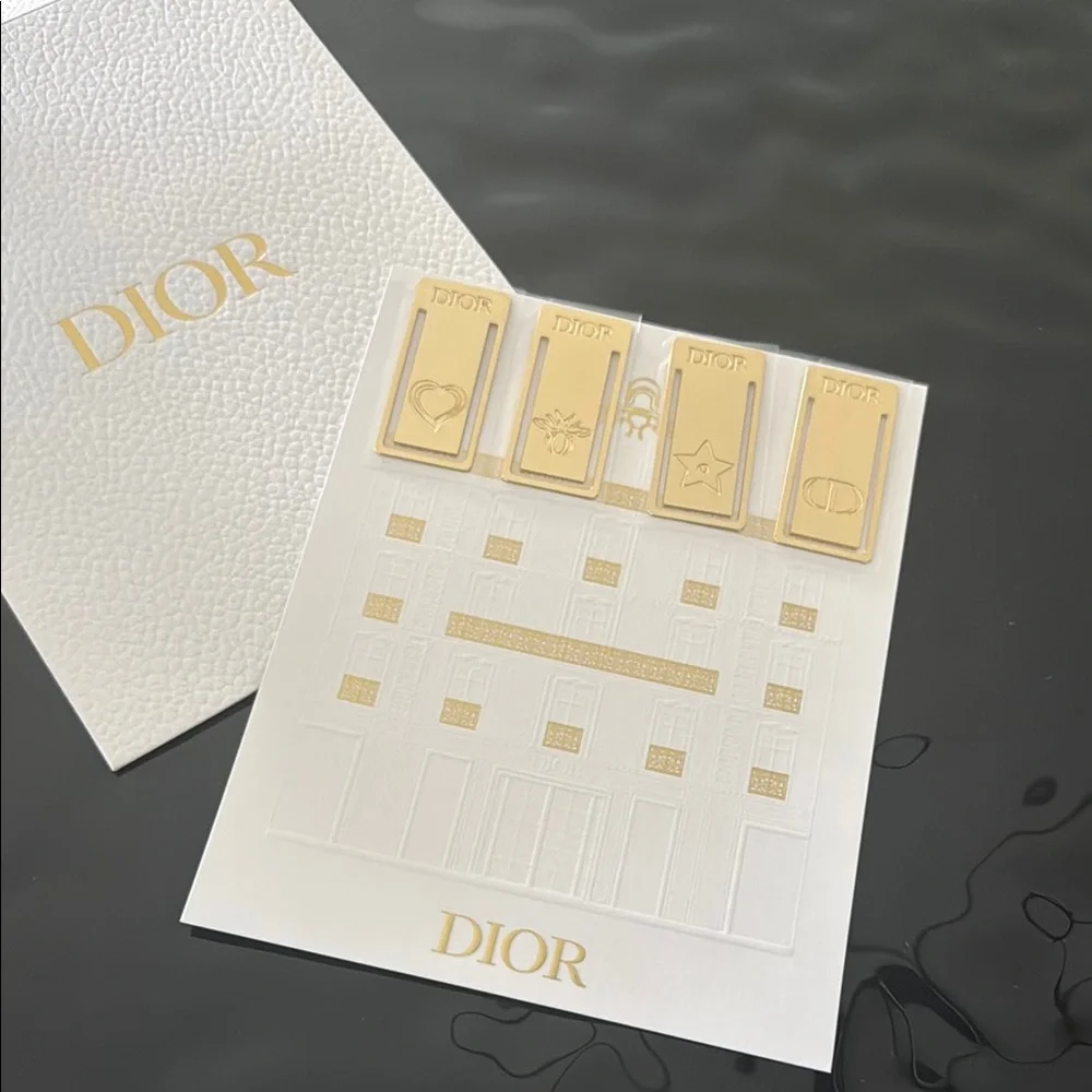 Dior Gold Bookmark Set - Picture 1 of 2